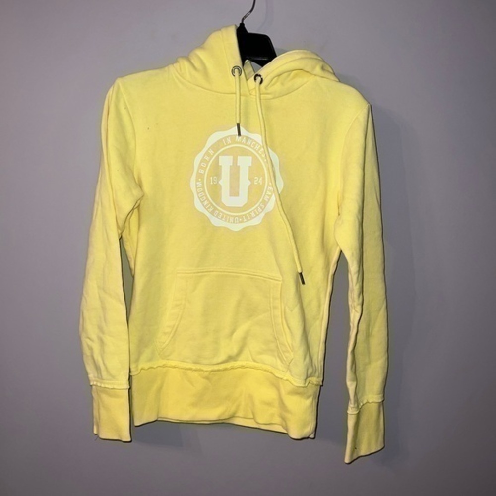 Yellow United Kingdom born in Manchester team spirit university hoodie women s